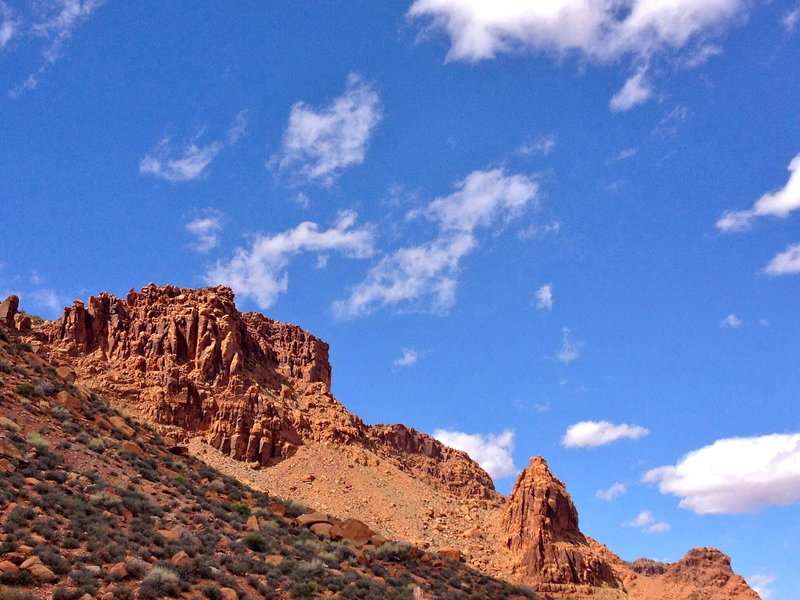 Iconic red dirt on the Pipeline Trail