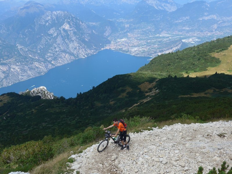 The strenous way at marked path #601 near the top of Altissimo; Lago di Garda and the town of Riva are 2.000m below your feet