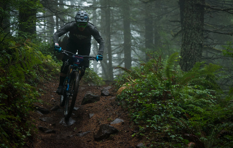 Darrin Seeds races through a misty stage-one during the Cascadia Dirt Cup.