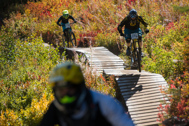 Racers putting the practice laps for the NW Cup on the end of Lichen It.