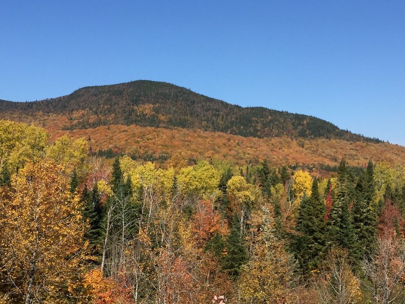 View of Pénélope trail in middle of the mountain.