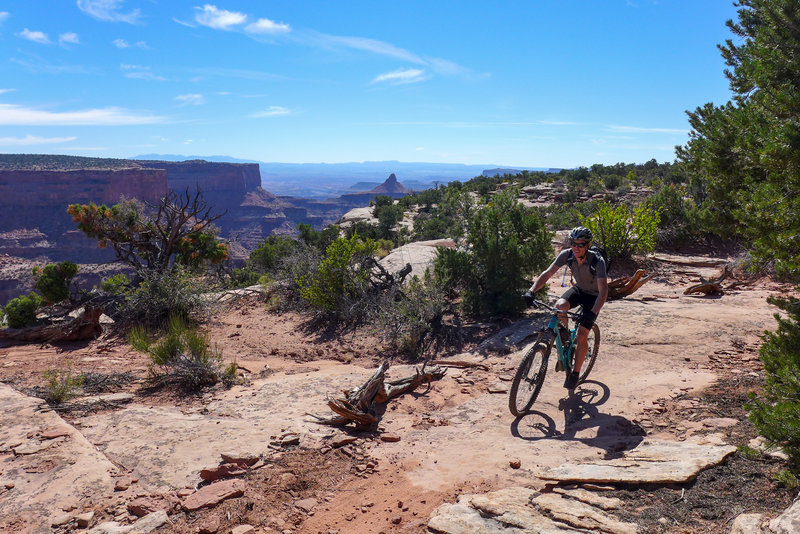 This trail is littered with epic views!