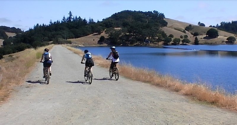 Rolling across Bon Tempe Dam.