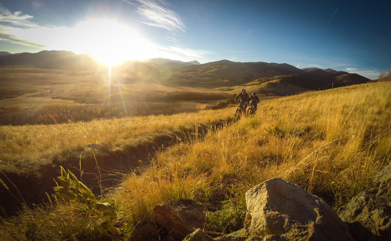 Chilly October ride with awesome views and one last hurrah before snow covers all of this!