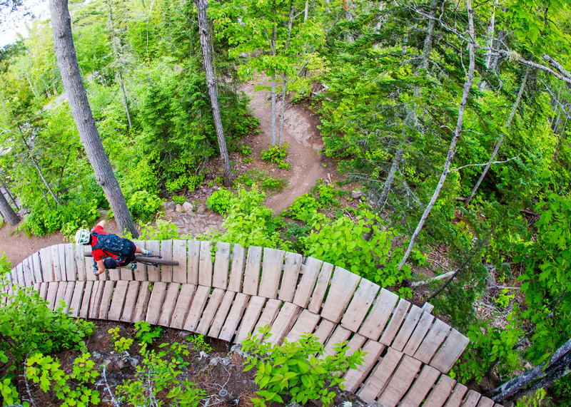 Hitting the cantilever section at the bottom of The Flow trail.