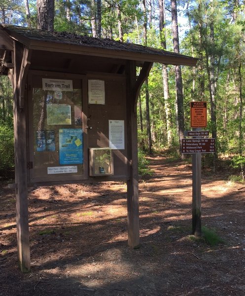 Trailhead at West Dam, the east terminus of the trail system.