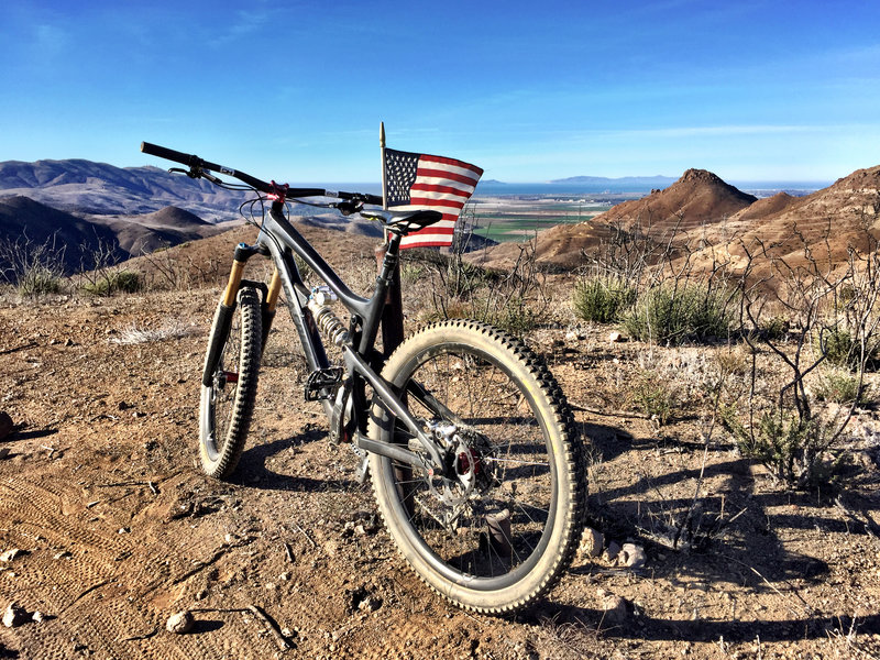 Singletrack section looking out towards the Pacific.