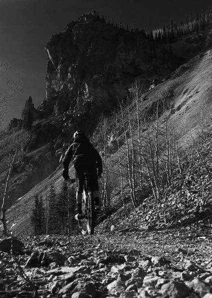 Scree fields along the Rainbow Trail.