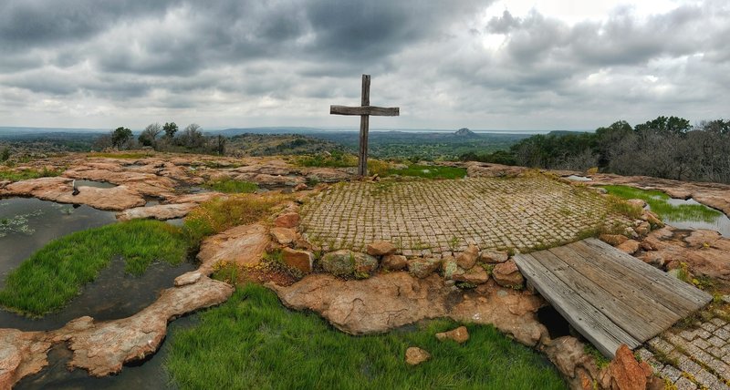 View atop Decision Point looking out upon the Texas Hill Country and all its beauty.