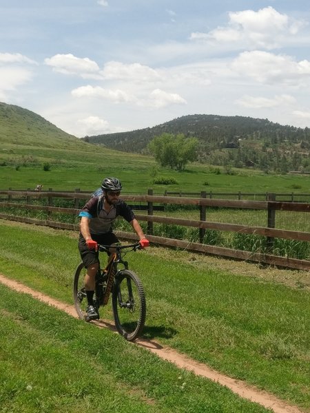 Cruising along next to the Lyons Dog Park.