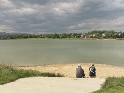 Hanging out at one of the many (non-motorized carry-in) boat launch areas around the lake