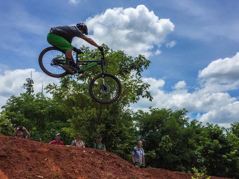 Tyson Swasey getting big air on the Devil's Racetrack, Knoxville, TN. Photo by Matt Jernigan.