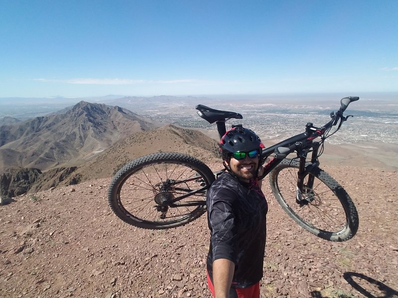 Northern Franklin Peak view looking towards transmountain. Climb sucks!!  View = amazing!!