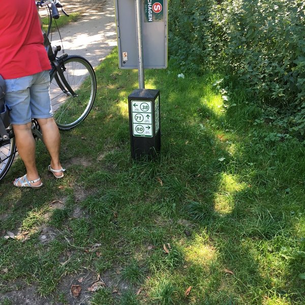 Optionally choose an extended trail by selecting a specific trail number. This is a "meeting point".