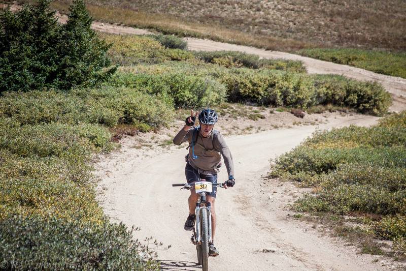 KC rolling into Taylor pass AID#1,16 miles and  5674 ft down, 24 miles and 2500/5000 ft of climbing/descend to go