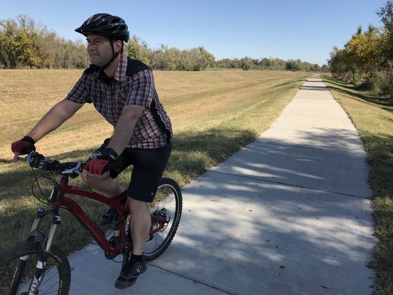 I met a nice lady on the trail and asked to take her picture. She didn't want to, so she took mine.