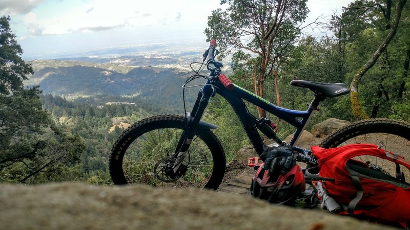 Scenic overlook on the John Nicholas Trail.