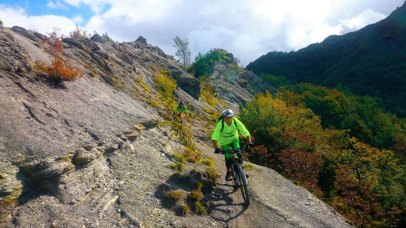 On the Rocky Ridge / Sul crinale roccioso.