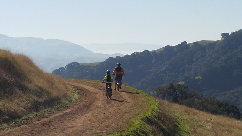 Looking south from Pleasanton Ridge.