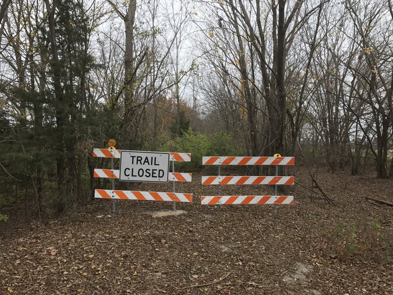 The other end of the incomplete section.  This trail crosses an active piece of railroad and if I get an idea of how Kanza Rail-Trail Conservancy plans to complete this, I'll share the info.