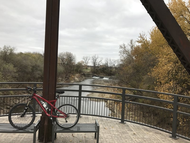 This is a fantastic bridge across the Marais Des Cygnes river, I couldn't get it all in one shot.