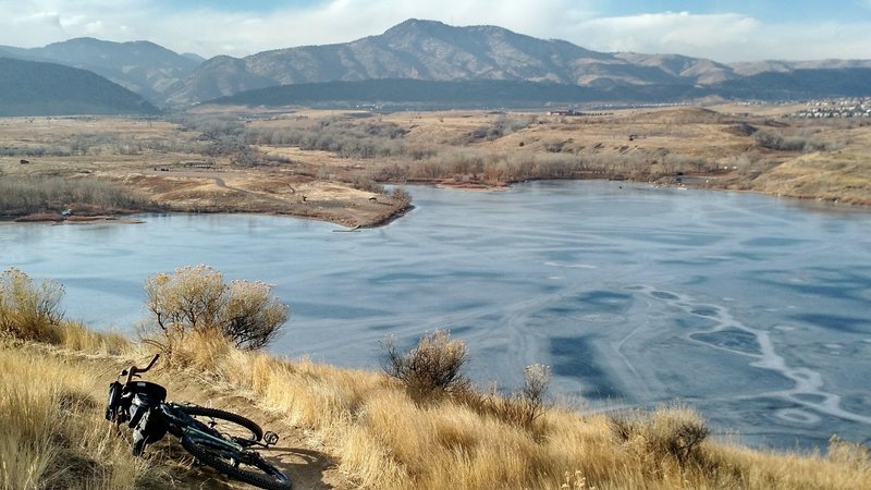 Chilly beauty is easy to find during a wintertime ride on the Mt Carbon Loop