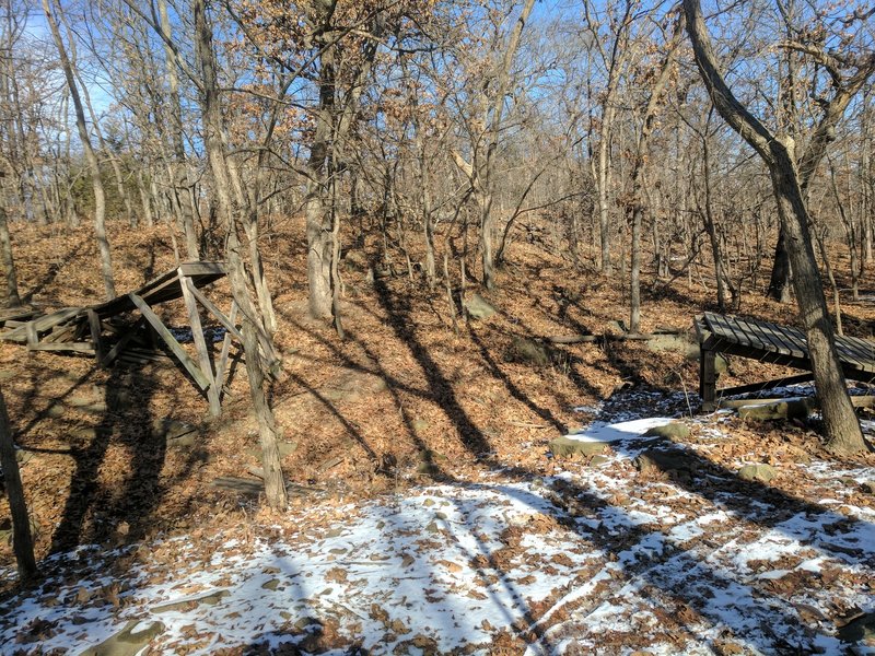 Old, decrepit ramps jump over the dry creekbed on Froflo.