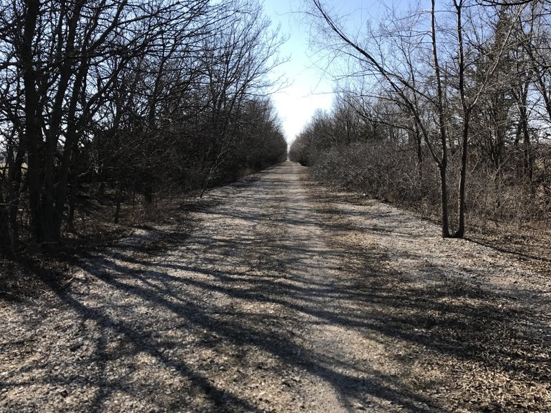 From the look of the single-worn path, I would guess most people ride this heading west and come back some other way... It is downhill this direction, and pretty easy riding.