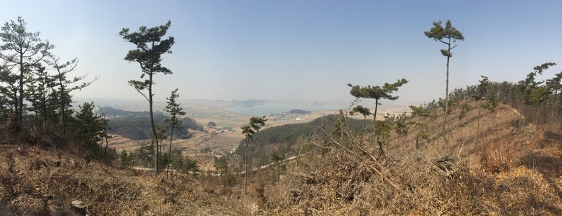 Enjoy a look over the reservoir before heading back down the trail to the right.