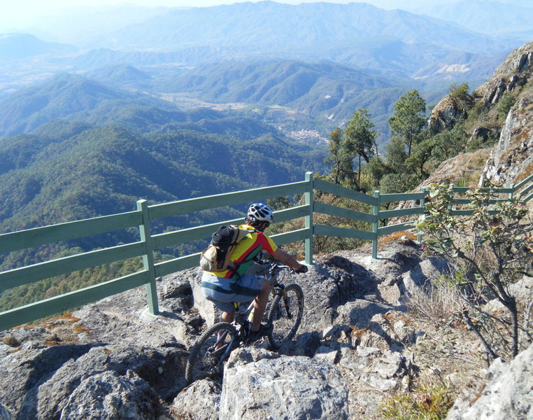 Anibal decides to tackle the rough and rugged boulders from the viewpoint, unlike most everyone else who just snaps a photo.