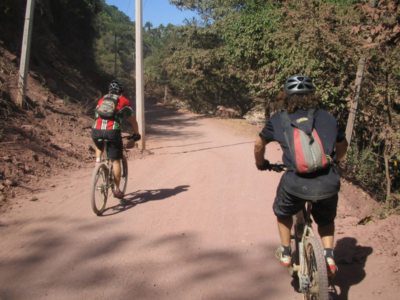 Rogelio and Chaz making their way up the PV to San Pedro ride.