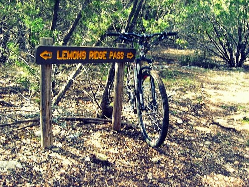 Lemons Ridge trail sign