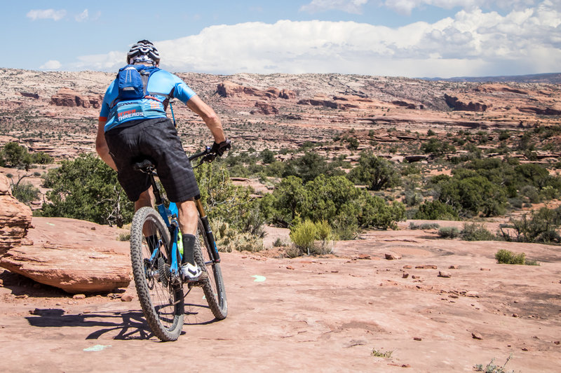 Views for days at the top of Little Canyon, with the rest of Mag 7 far ahead.