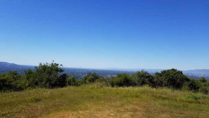 A slight turnoff reveals an amazing lookout with 180 degree views of the valley