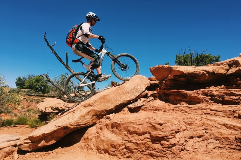 Kyle charges up an optional rock ramp near the end of Bull Run.