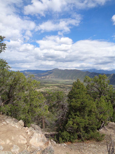 Things get steep on this spur to the lookout. View from near the top.