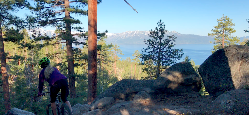 About half way down Kingsbury Stinger, there's a cool rock feature with this view.