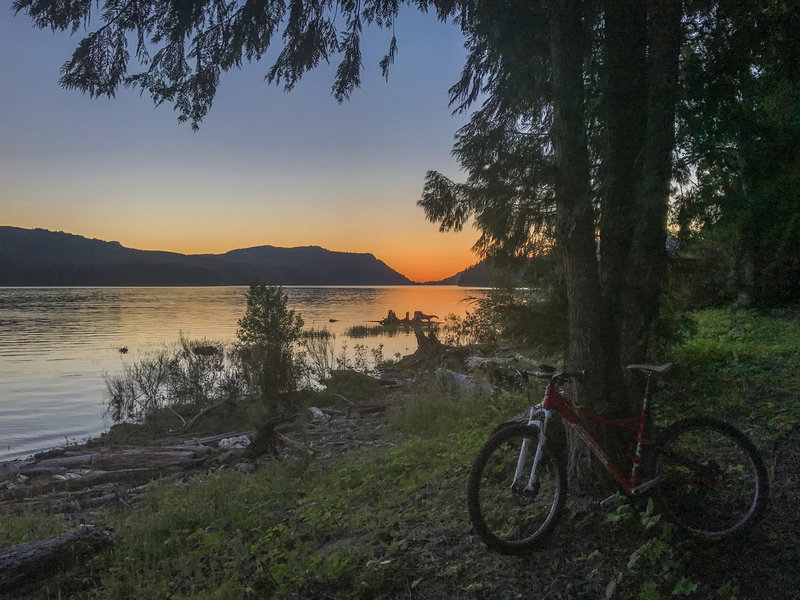 Sunset over Lookout Point reservoir from Ivan Oaks campground at the east end of the trail.