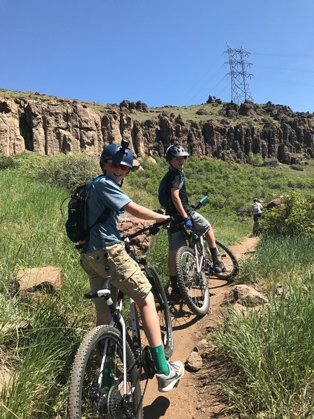 Family fun on the North Table Loop.