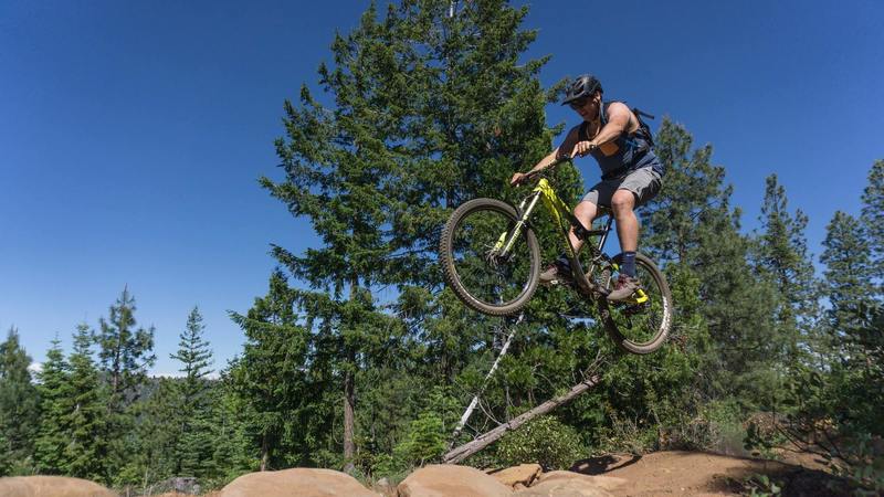 A super fun rocky table top on the North Ridge Trail.