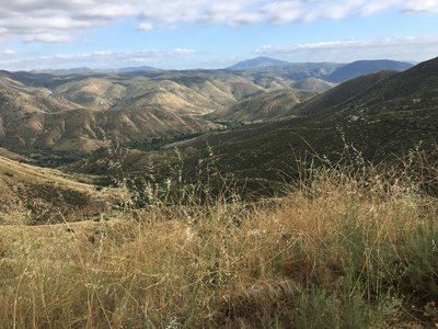 The view south from about a quarter of the way up the West Side Road.