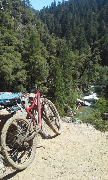 View along First Divide Trail