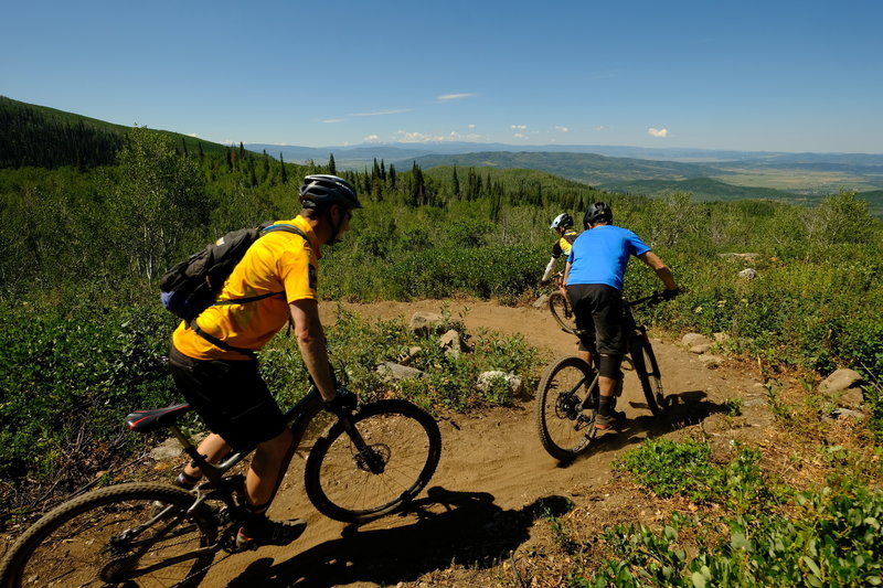 Riders descent from the viewpoint on Panorama Trail. Photo: Dave Epperson