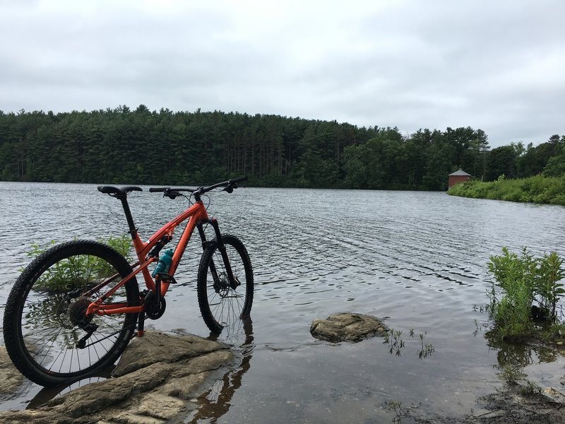 Looking out over the North Resevoir at the Fells