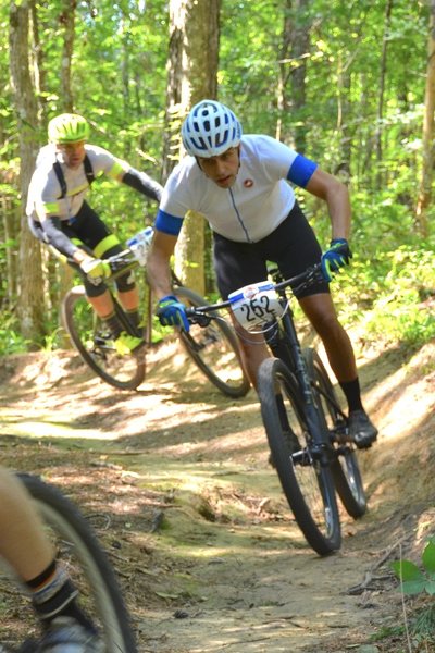 racers charge hard, early in the 2017 Dust N Bones race.