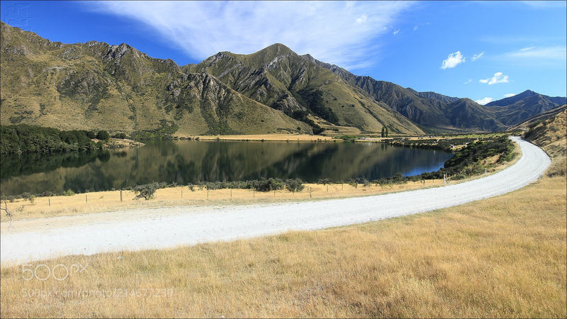 Moke Lake Road, Queenstown, South Island, New Zealand.