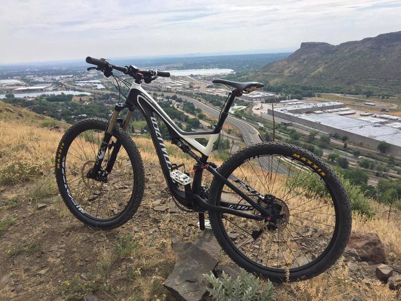 Specialized Stump Jumper Comp Carbon 29 on the North Table Mountain Loop in Golden, Colorado.