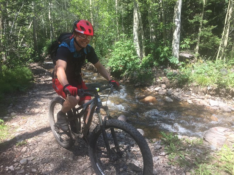 There are five or so river crossings along this route.  Nice clear splashes to cool you down on a warm day.