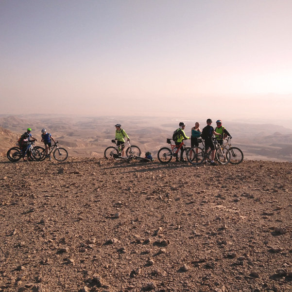 Over Timna park.