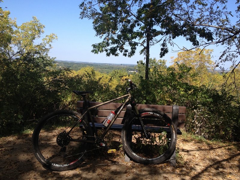 Scenic overlook at the intersection of the connecting trail to John Muir Loops.